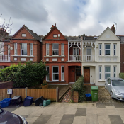 Group logo of Pagoda Avenue, Richmond, Surrey, TW92HF