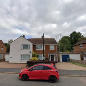 Group logo of Robyns Way, Edenbridge, Kent, TN85SE